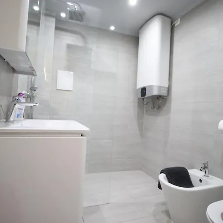 Apartment Budapest Easy Flat Oktogon