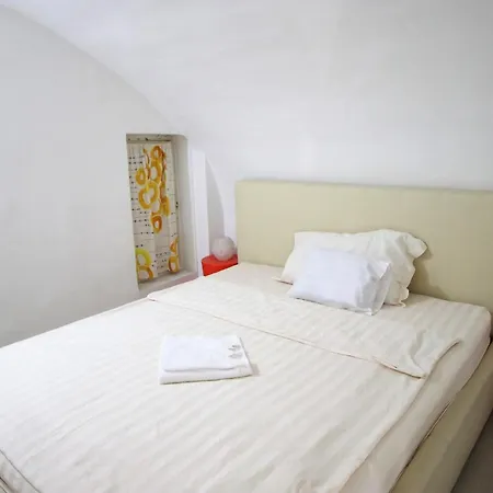 Budapest Easy Flat Oktogon *