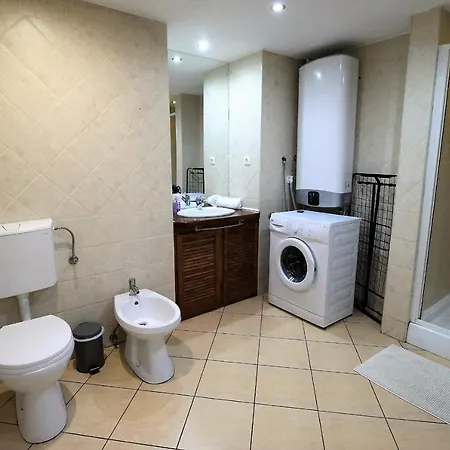 Easy Flat Oktogon Apartament