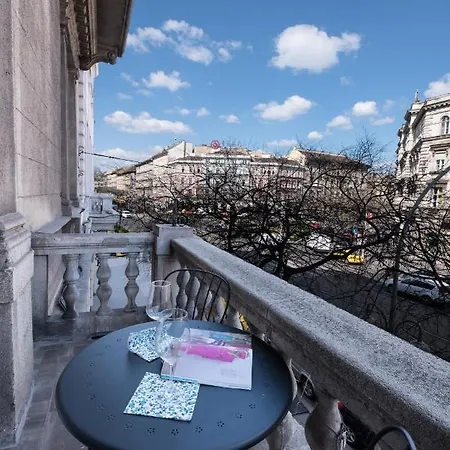 Easy Flat Oktogon Appartement