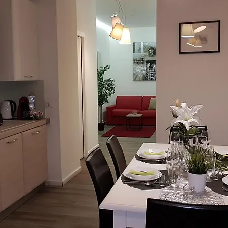 Easy Flat Oktogon Apartament *