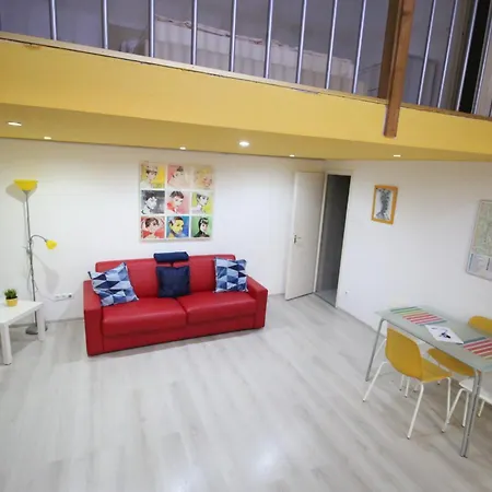 Easy Flat Oktogon Apartament