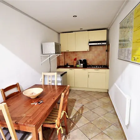 아파트 Easy Flat Oktogon *